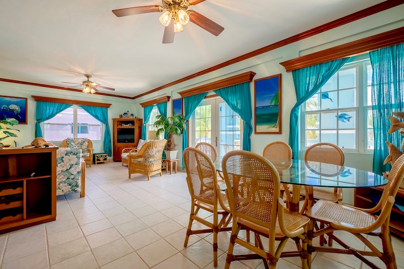 Sunset Beach Resort, Ambergris Caye, Condo C2