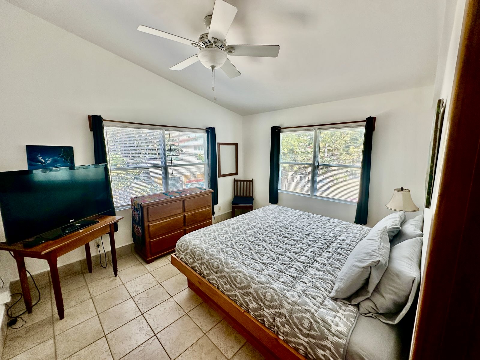 Upper level bedroom, king bed
